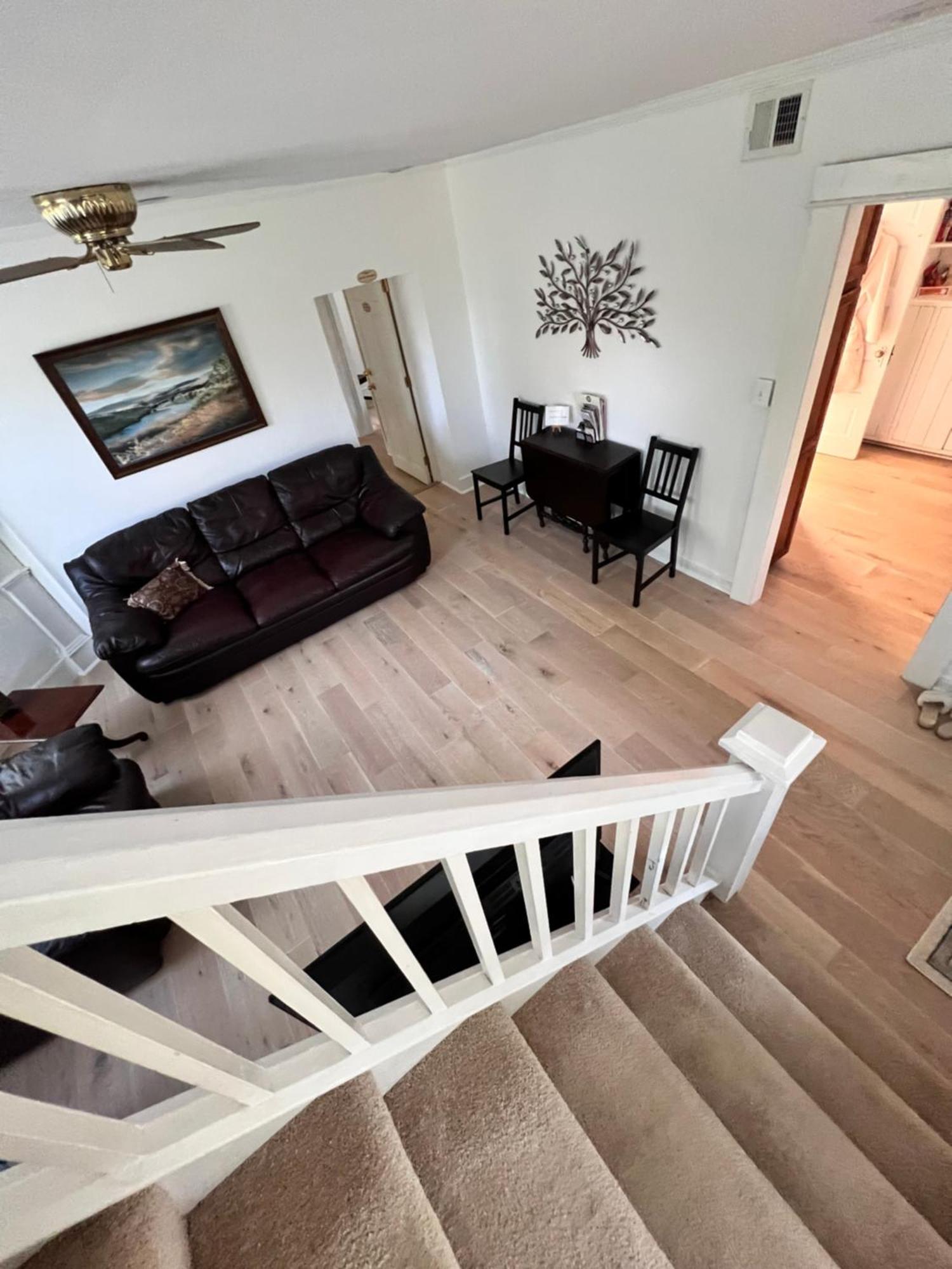 Across The Inn Entire Colonial House With Lovely Porch & Extremely Fast Wi-Fi Washington Екстериор снимка