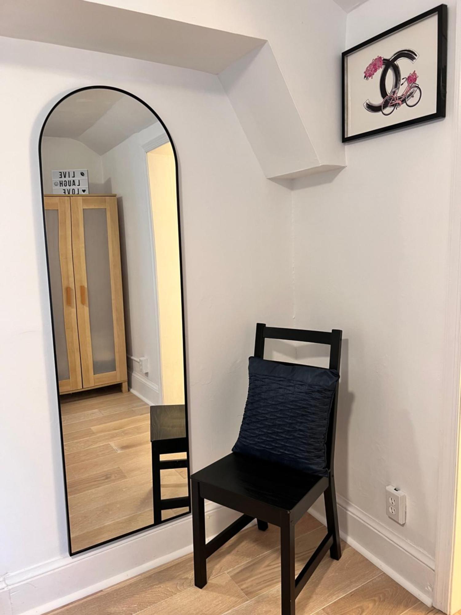 Across The Inn Entire Colonial House With Lovely Porch & Extremely Fast Wi-Fi Washington Екстериор снимка